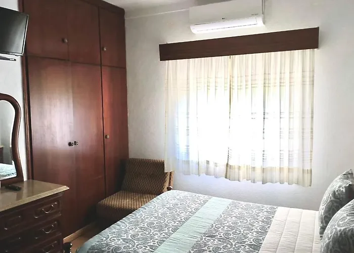 Residencia Beira Baixa Гостевой дом Монфортинью