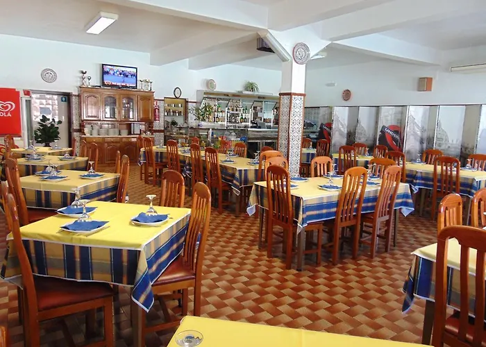 Residencia Beira Baixa בית הארחה מונפורטיניו